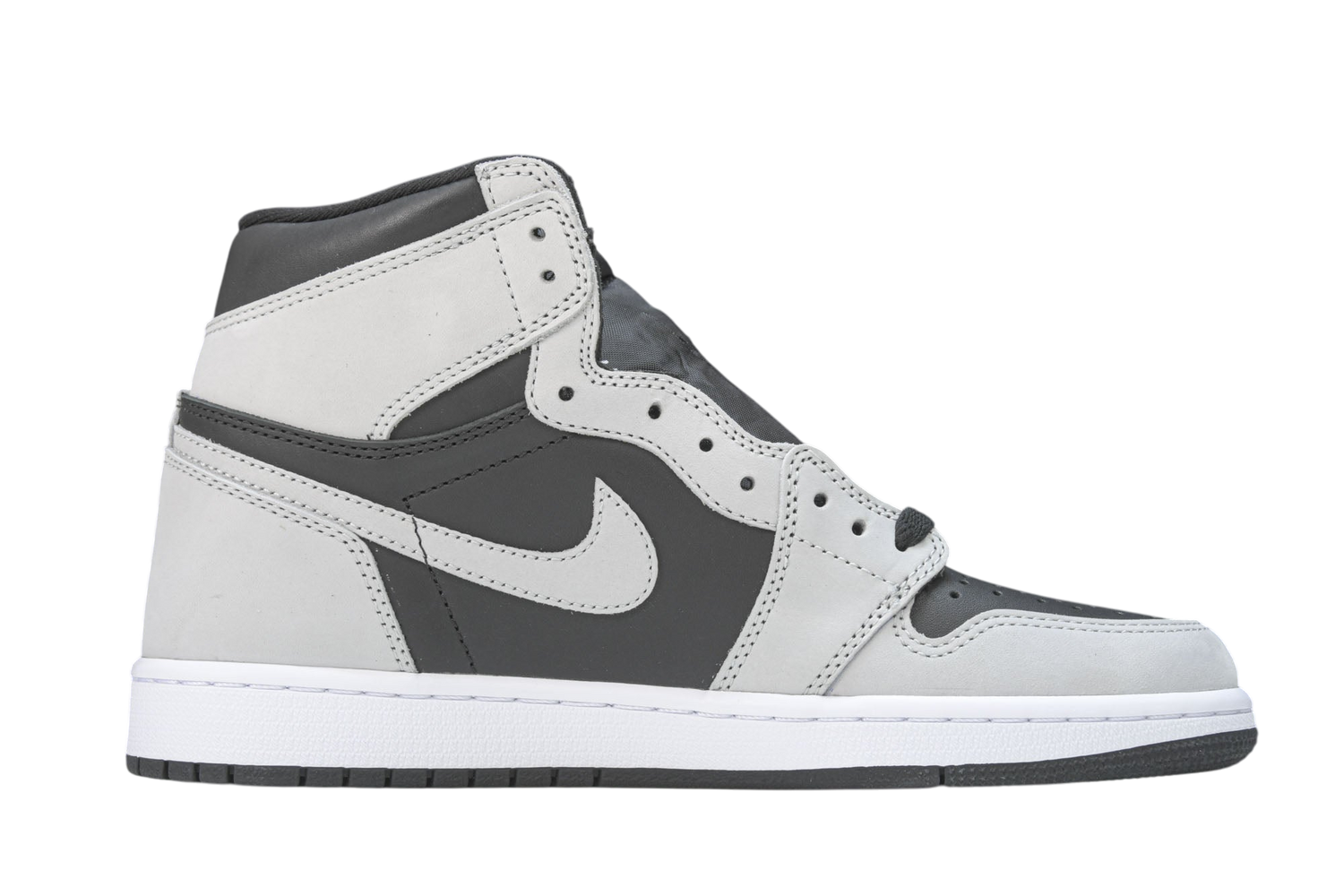 Iconic Air Jordan 1 Retro High 'Light Smoke Grey' Stylish Collector Sneakers