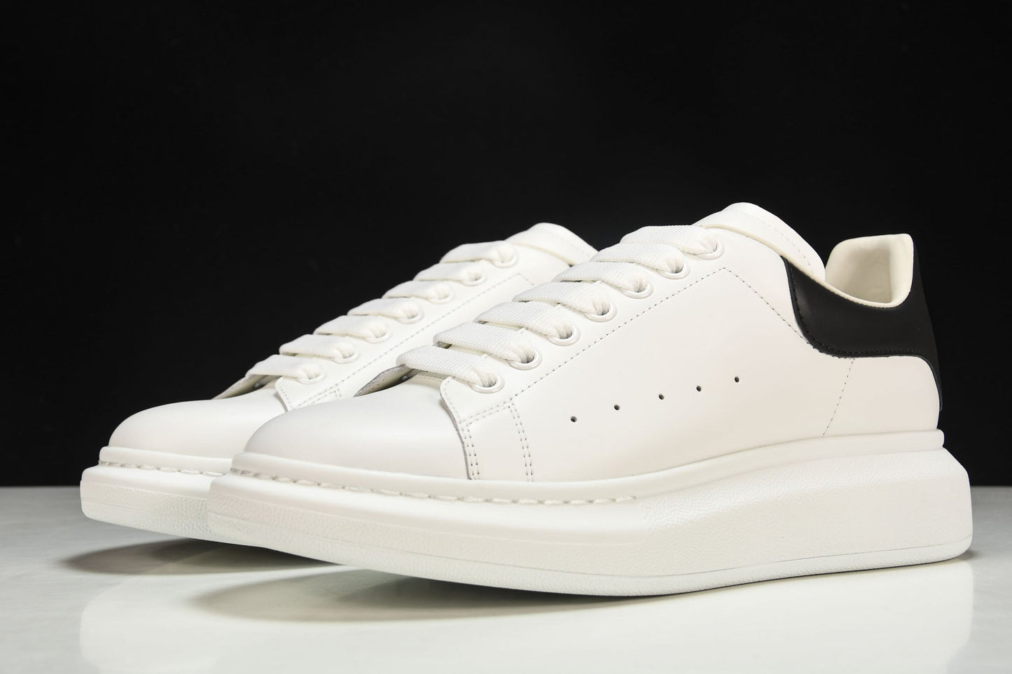 Luxury Alexander McQueen Oversized Black Leather Platform Sneakers for Men