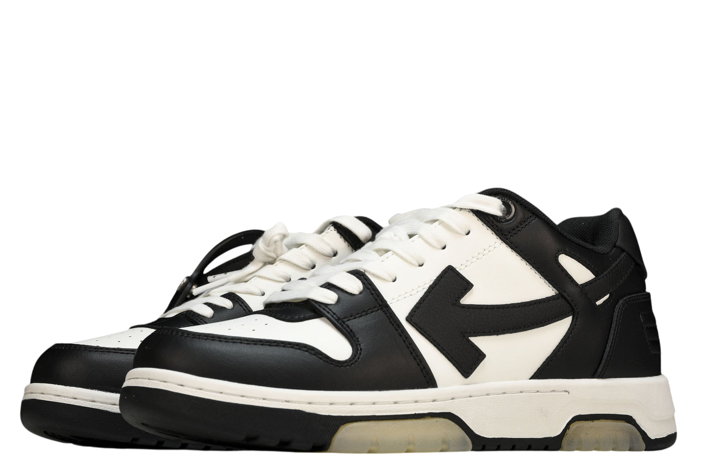 Off-White OOO Low-Top Sneakers: Classic White/Black Design, Premium Comfort