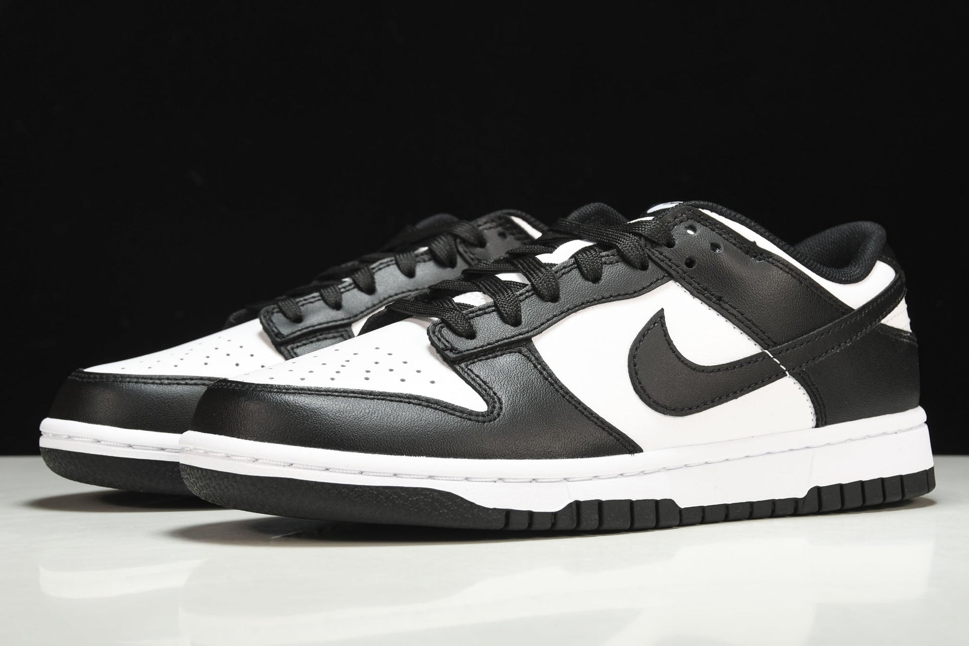 Iconic Nike Dunk Low Panda Sneakers: Classic Black White Retro Style Footwear