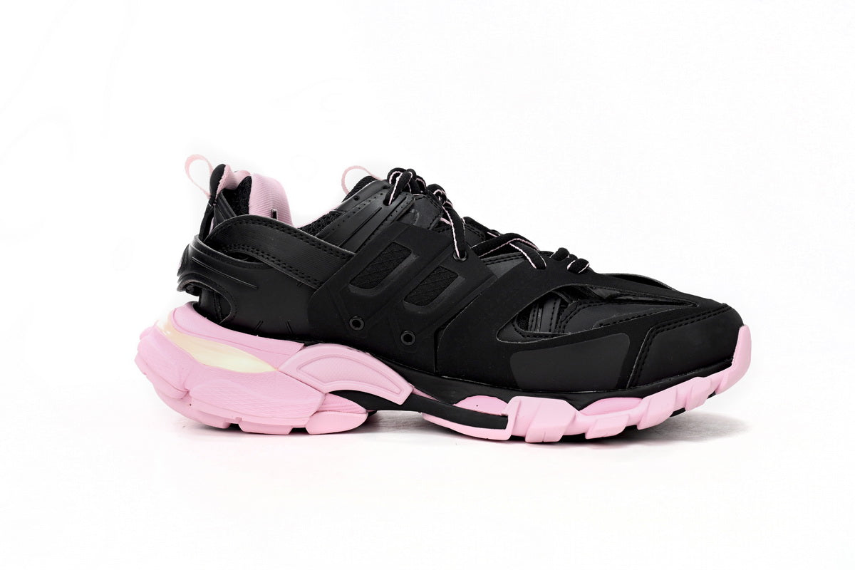 https://images.mrshopplus.com/469800128058134/DTB_proProduct/2024-11-16/balenciaga_track_black_powder_542436_w3ac1_1050__led__1B62A91FAD61E.jpg