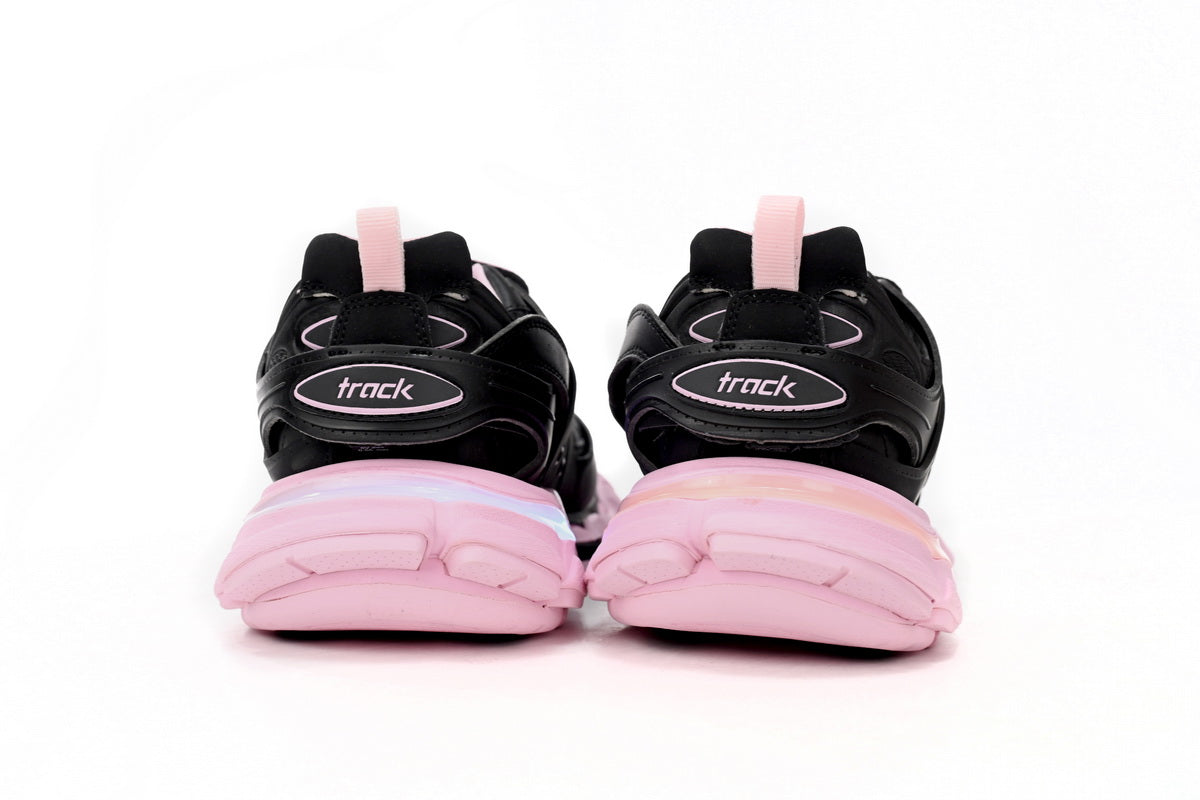 https://images.mrshopplus.com/469800128058134/DTB_proProduct/2024-11-16/balenciaga_track_black_powder_542436_w3ac1_1050__led__1B62A92028412.jpg