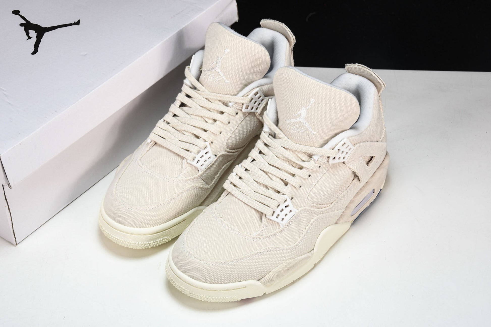 Air Jordan 4 Retro Blank Canvas Sneakers: Iconic Style, All-Day Comfort